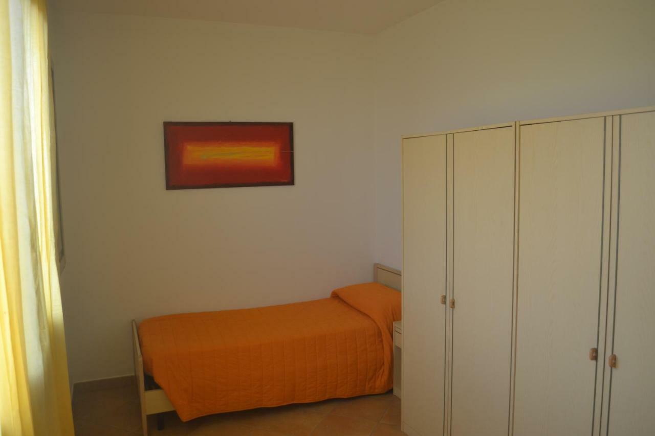 Sinis My Love Cabras Exterior photo